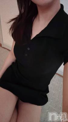 らな(24) 身長166cm、スリーサイズB().W.H。新潟メンズエステ MYIRO　-マイロ-(マイロ)在籍。