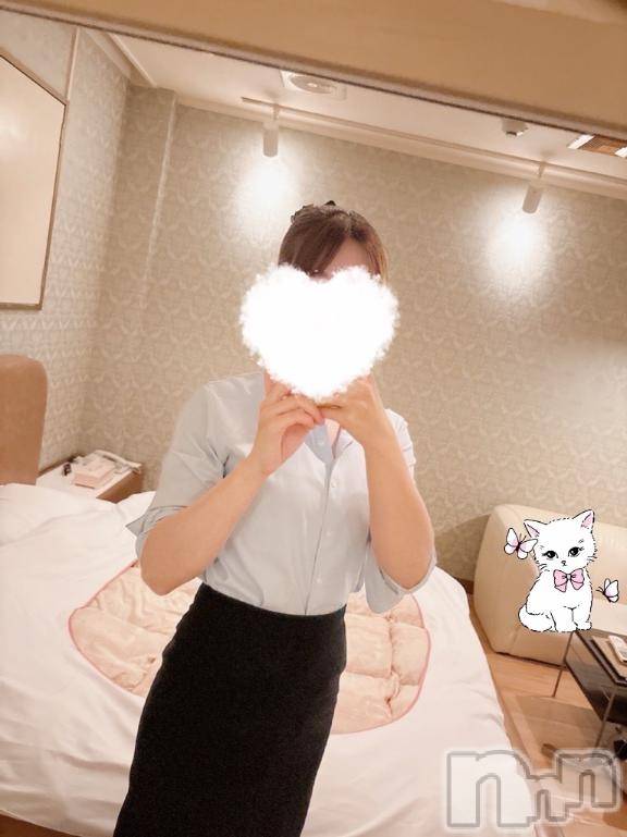 新潟デリヘルGRACE　新潟(グレース　ニイガタ) 蓮水（はすみ）(32)の10月22日写メブログ「❤︎25日(土)出勤上げました❤︎」