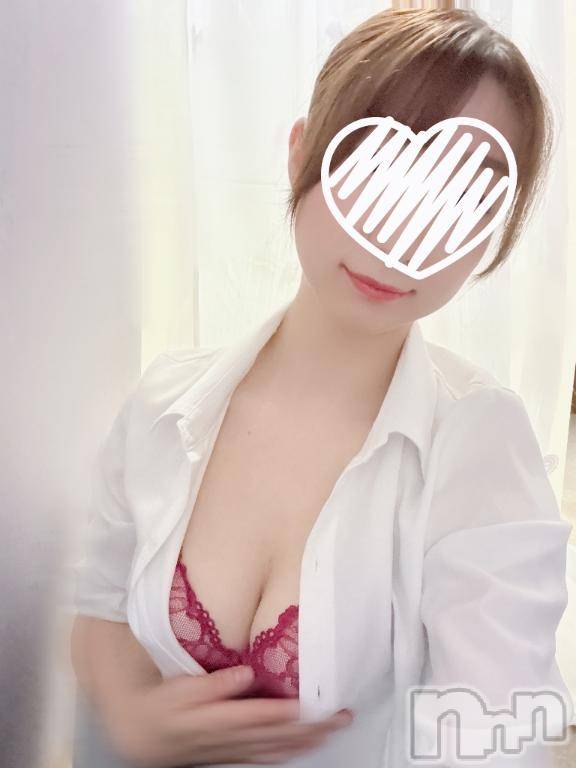 新潟デリヘルGRACE　新潟(グレース　ニイガタ)蓮水（はすみ）(32)の2025年9月30日写メブログ「夜の出勤上げました🥰」