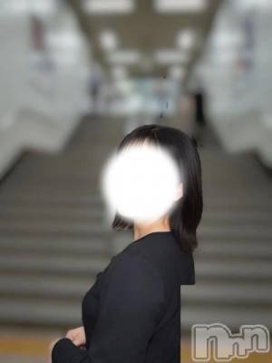 新潟デリヘル 奥様特急 新潟店(オクサマトッキュウニイガタテン) くらげ(18)の10月31日写メブログ「試験が終わってようやく解放。服も布団も吹っ飛ぶ気分。」