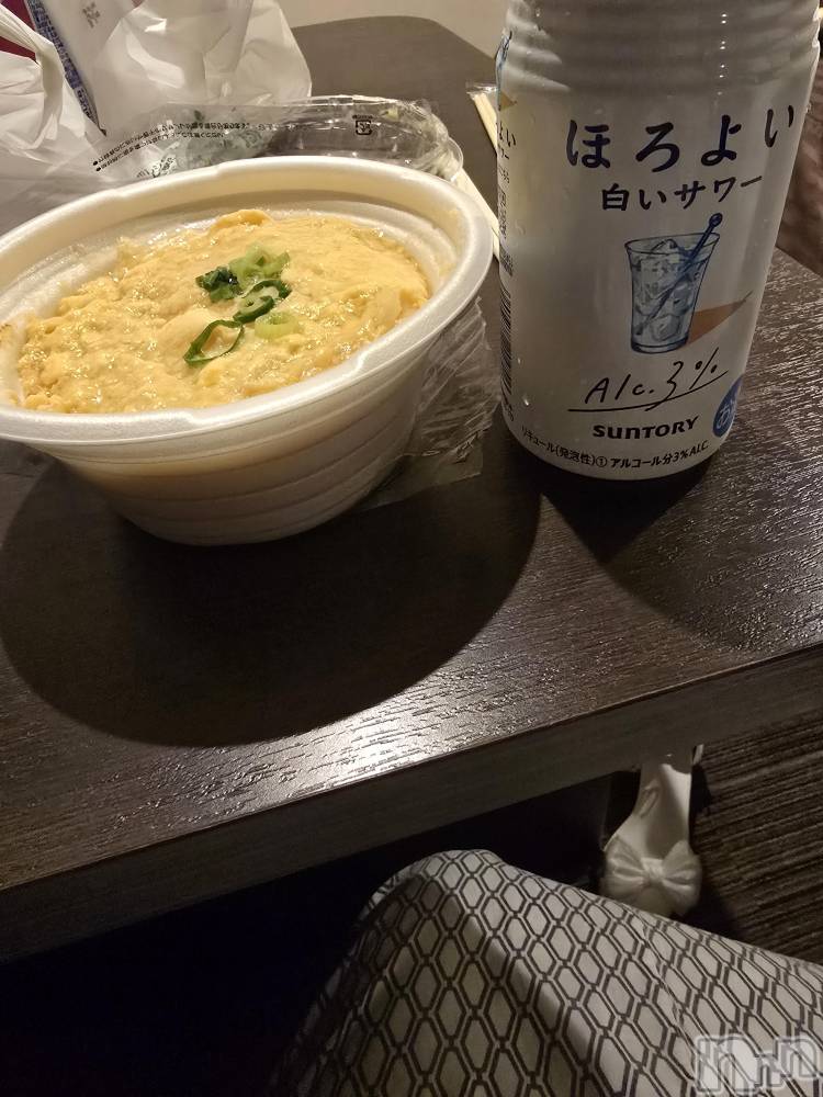 新潟デリヘル奥様特急 新潟店(オクサマトッキュウニイガタテン) まみい(45)の9月26日写メブログ「はぁ😵💨何故こうも出ていくことばかりか。」