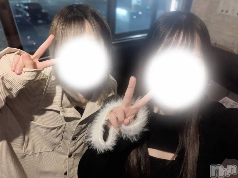 ����������ʥå��������륺�С�Girls Bar Bacchus�������Ź(�Хå��������ޥ��ƥ�) �椦����4��5���̥�֥�����2�ͤ���❣️��