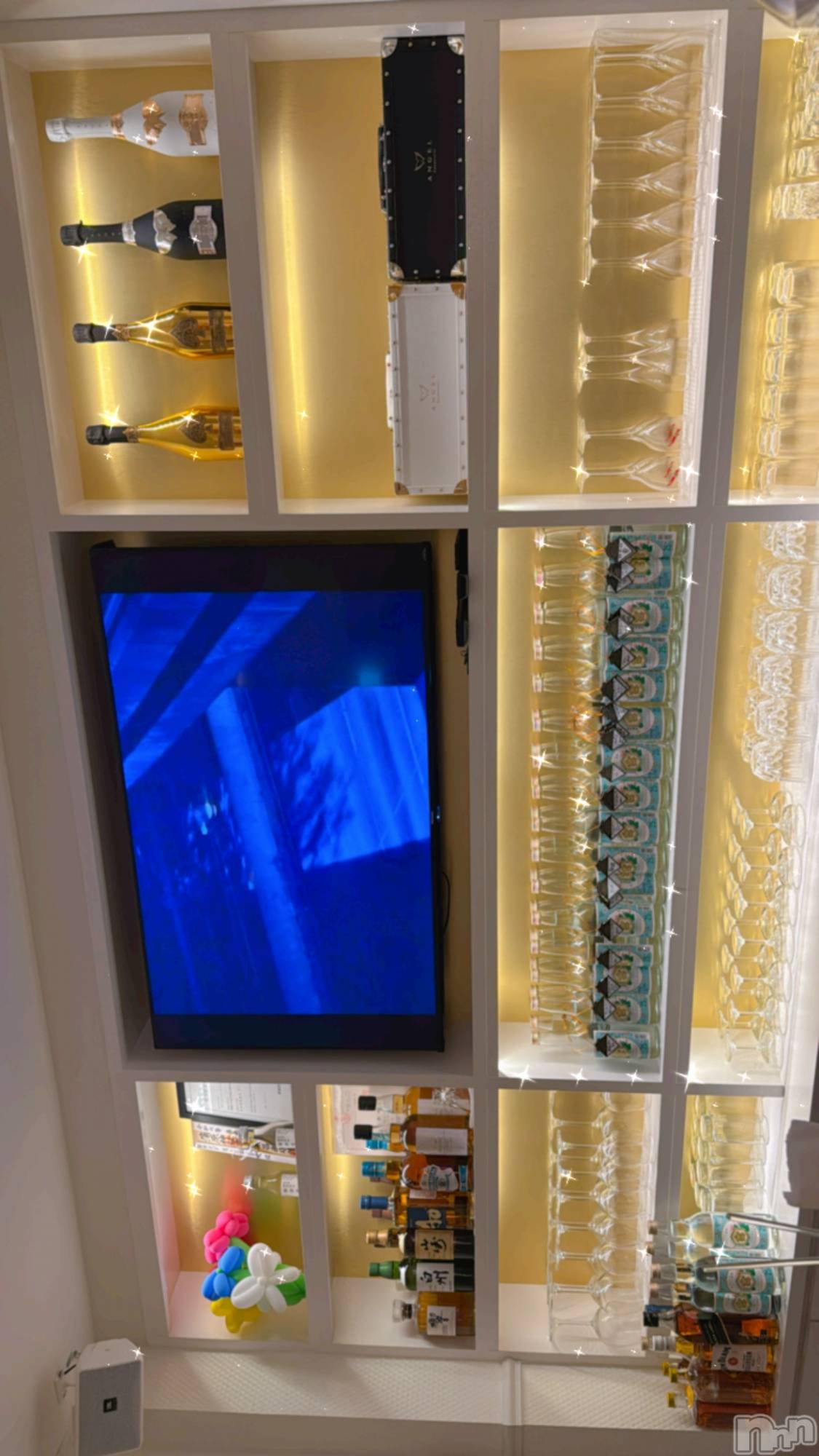 ĮХ顦Lounge First Class(饦󥸥եȥ饹) 2025ǯ626ֺ̥֥륭ж
