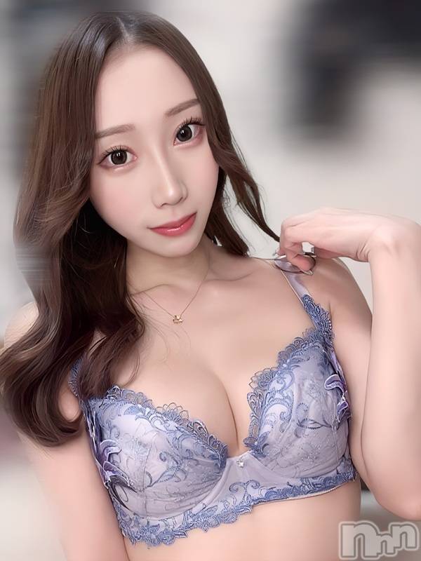 朝華まお