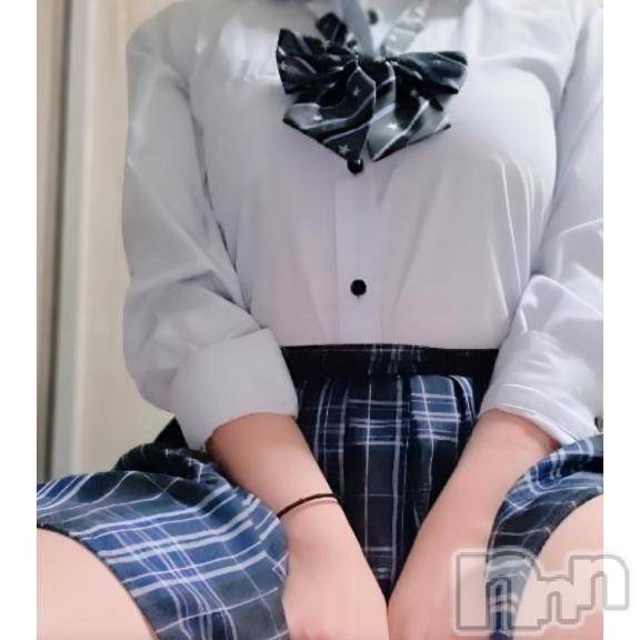 長岡デリヘル純・無垢(ジュンムク) れいな(20)の6月21日写メブログ「涼しいお部屋で熱々🤍」