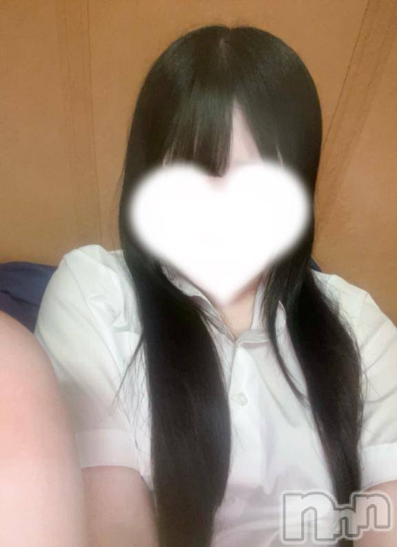 長岡デリヘル純・無垢(ジュンムク) れいな(20)の7月9日写メブログ「押し倒されて...♡」