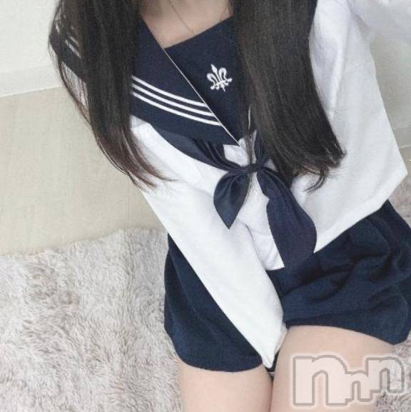 長岡デリヘル純・無垢(ジュンムク)れいな(20)の2025年6月16日写メブログ「れいな、出勤してます🐰✨」