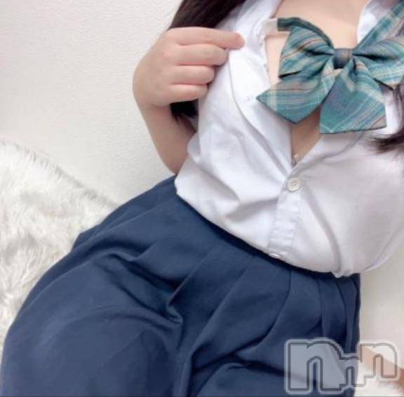 長岡デリヘル純・無垢(ジュンムク)れいな(20)の2025年6月30日写メブログ「とろ～ん♡なれいな、今日も待ってるよ🐰」