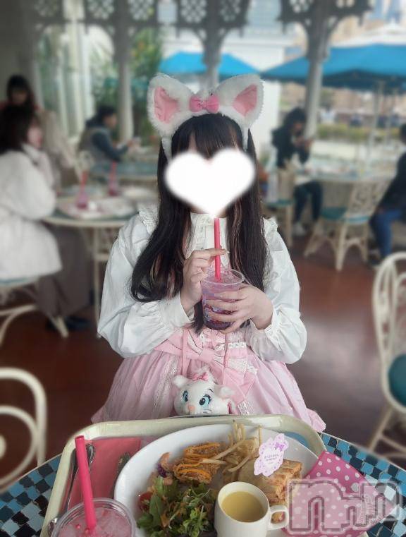 長岡デリヘル純・無垢(ジュンムク)れいな(20)の2025年10月31日写メブログ「はぴはろ👻💜」