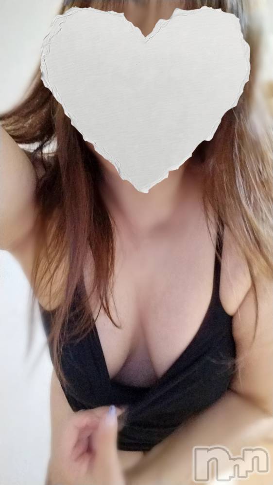 三条人妻デリヘル人妻じゅんちゃん-出稼ぎ0！地元の奥様専門-(ヒトヅマジュンチャン) 眞代みさ(49)の8月13日写メブログ「あたしの夏も終わらない～🌋」