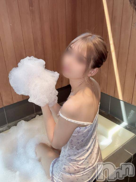 長岡デリヘルBLUE BIRD長岡店(ブルーバードナガオカテン)ゆの(24)の2025年9月14日写メブログ「🤍今日と明日は長岡出勤🤍」