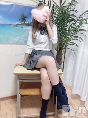 りな(19) 身長158cm、スリーサイズB83(B).W55.H82。新潟デリヘル 新潟デリヘル倶楽部(ニイガタデリヘルクラブ)在籍。