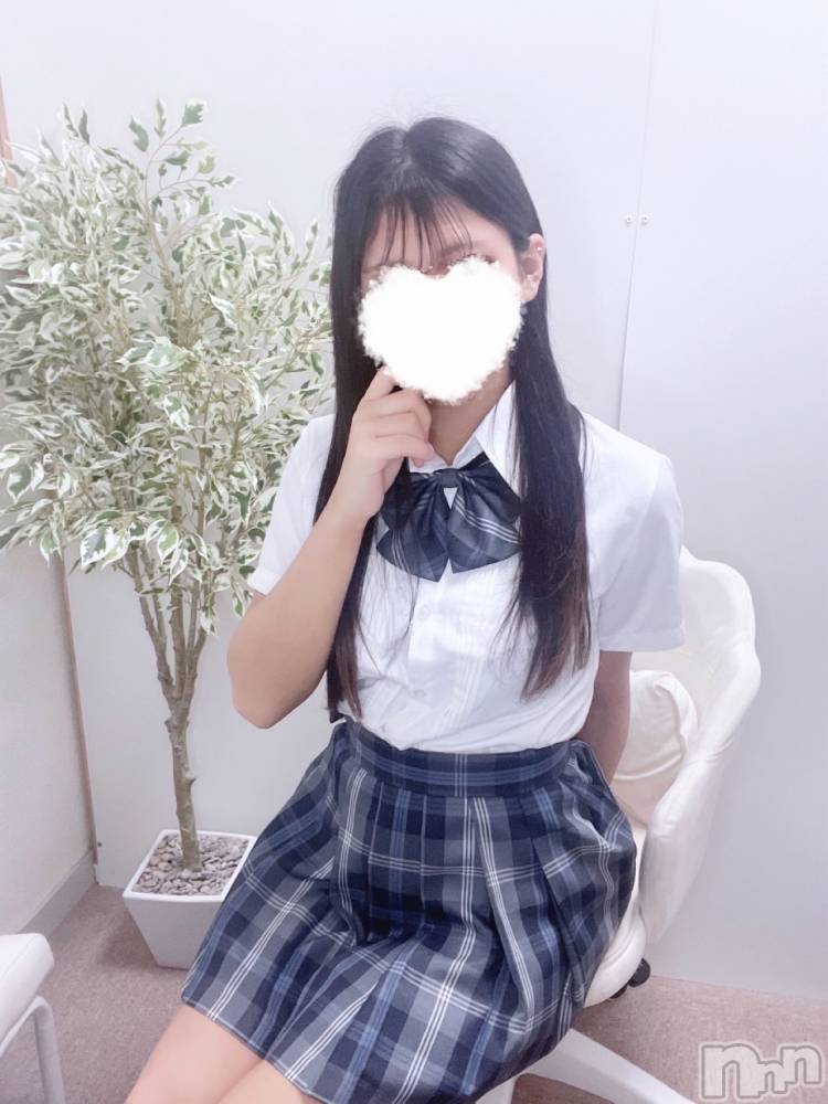 新潟手コキsleepy girl(スリーピーガール) 体験りおんちゃん(19)の5月26日写メブログ「初めまして🍒」