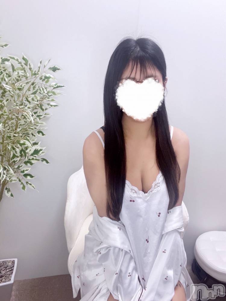 新潟手コキsleepy girl(スリーピーガール) 体験りおんちゃん(19)の5月28日写メブログ「おわり👑」