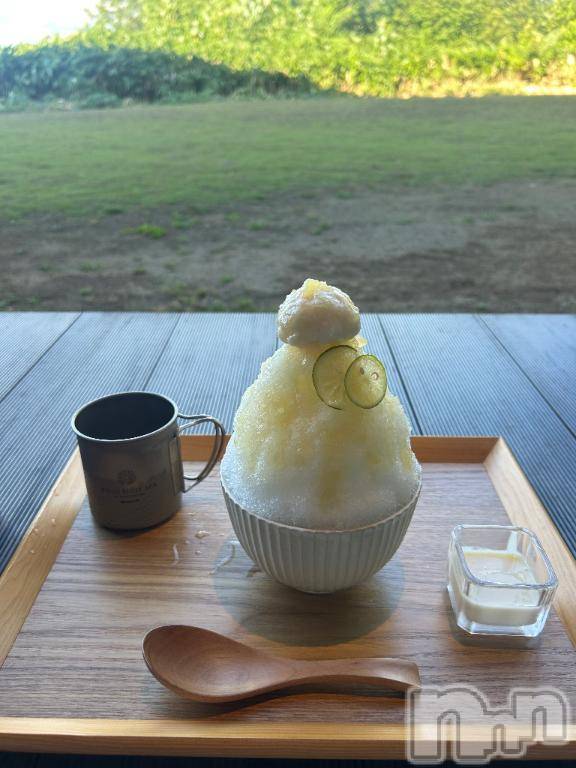 三条デリヘル新潟デリヘル倶楽部　三条店(ニイガタデリヘルクラブ　サンジョウテン) りな(19)の8月6日写メブログ「明日の出勤お休みします（ ;  ; ）」