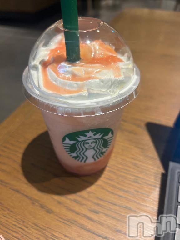 三条デリヘル新潟デリヘル倶楽部　三条店(ニイガタデリヘルクラブ　サンジョウテン) りな(19)の8月8日写メブログ「お盆の出勤日！✨🎑」