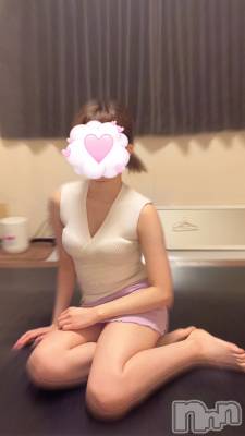 すみれ(25) 身長154cm、スリーサイズB84(C).W55.H86。新潟風俗エステ La Muse(ラミューズ)在籍。
