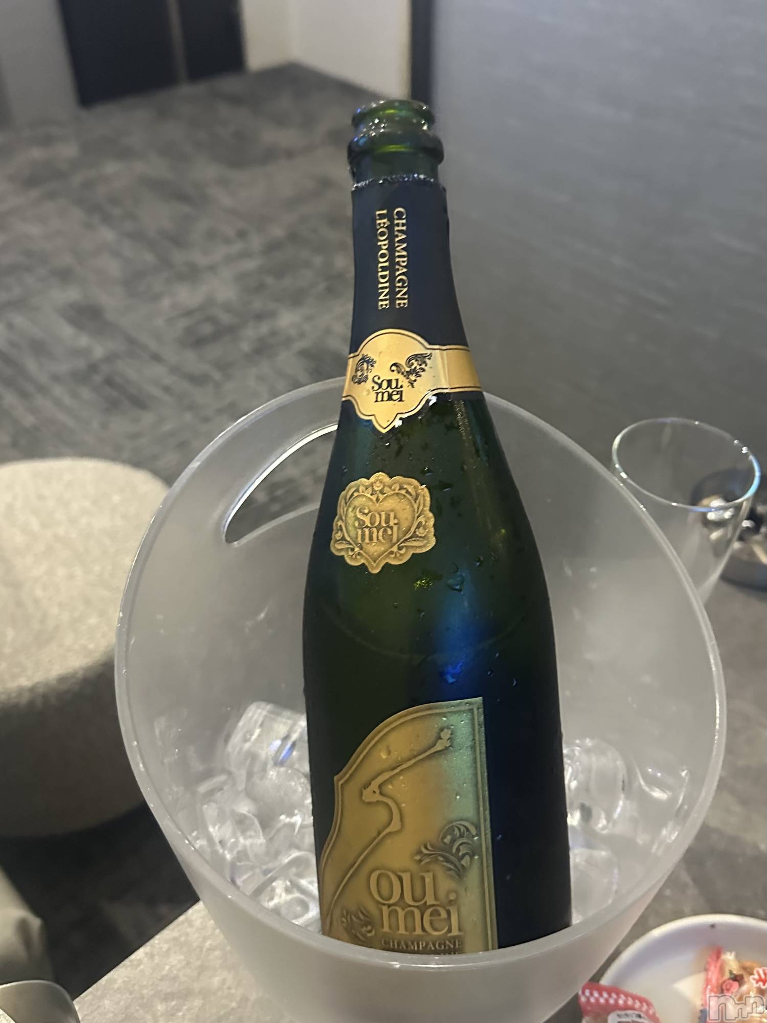 ʥå륺СLounge Anshu(饦󥸥󥷥) 2025ǯ922̥֥‎🤍‎🤍