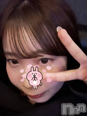 新潟駅前スナック・ガールズバーLounge Anshu(ラウンジアンシュ) かれん(20)の10月25日写メブログ「𝐧𝐞𝐰🤍」