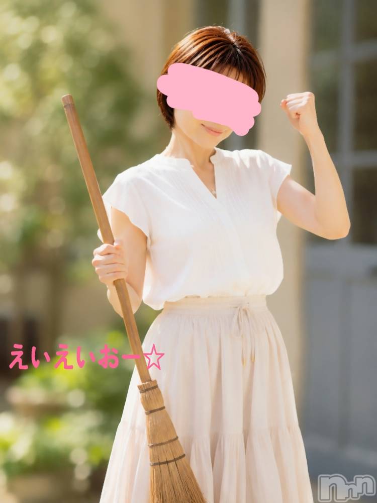 三条デリヘル新潟三条燕ちゃんこ(ニイガタサンジョウツバメチャンコ) つばき(44)の8月4日写メブログ「みんな頑張れ(そこそこ)。」