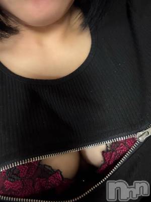 新潟人妻デリヘル 恋ミラージュ新潟店(コイミラージュニイガタテン) 森下 れいか(22)の8月9日写メブログ「谷間見て欲しいな」