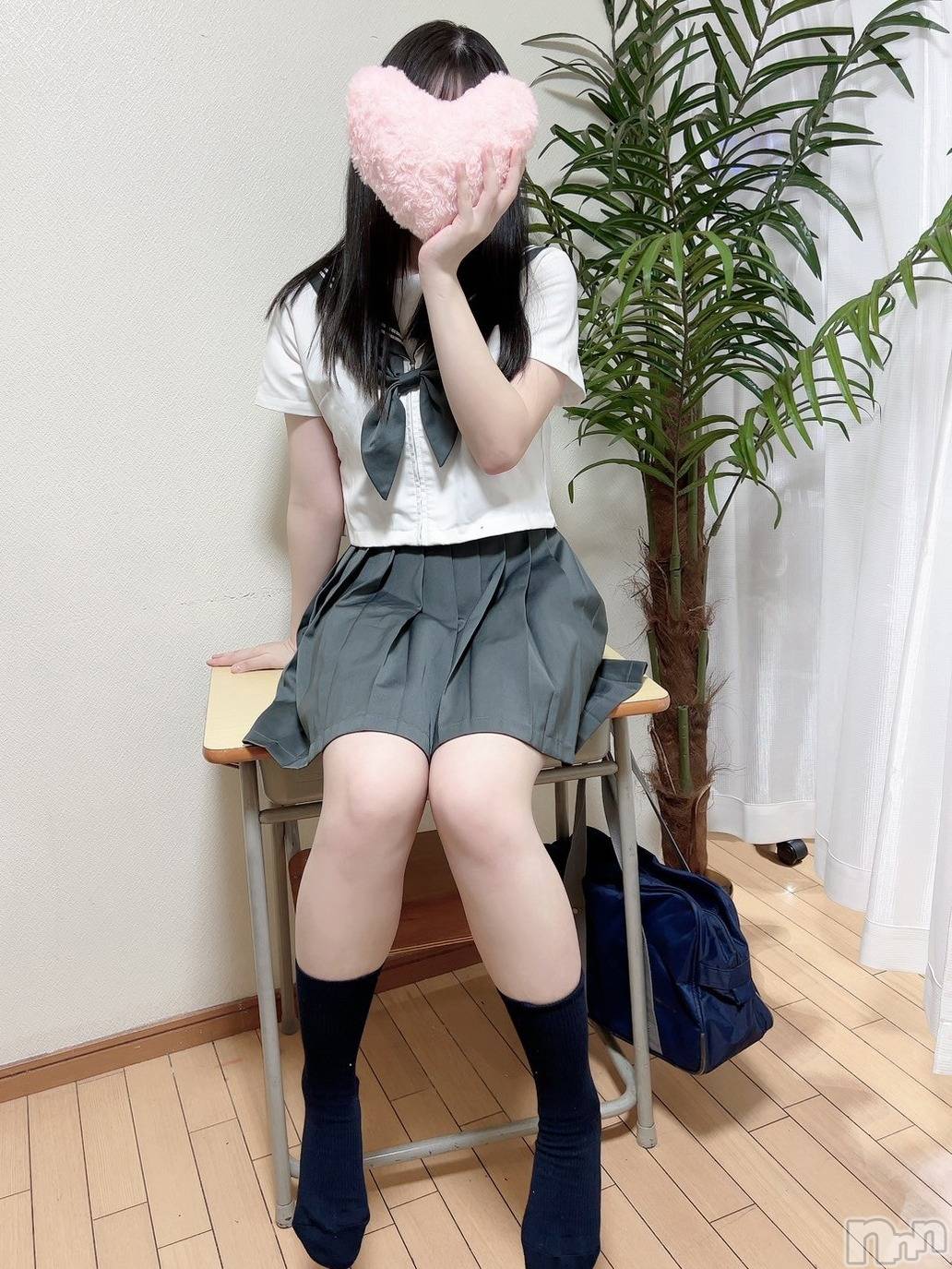 めい