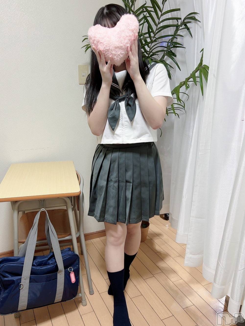 めい