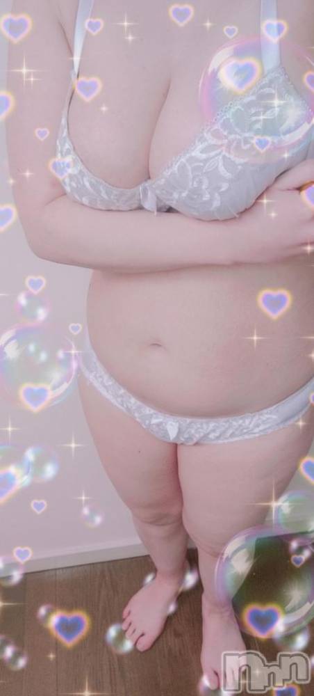 新潟デリヘル奥様特急 新潟店(オクサマトッキュウニイガタテン) はなび(30)の11月30日写メブログ「あと少しで出勤😊」