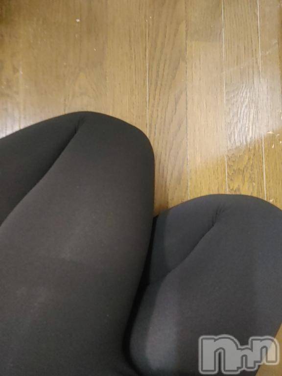 新潟デリヘル奥様特急 新潟店(オクサマトッキュウニイガタテン)はなび(30)の2026年1月3日写メブログ「出勤😊」