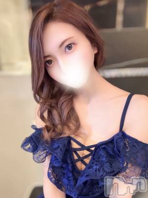 おひな(26) 身長156cm、スリーサイズB87(E).W55.H83。上越デリヘル BLUE BIRD上越店(ブルーバード上越店)在籍。
