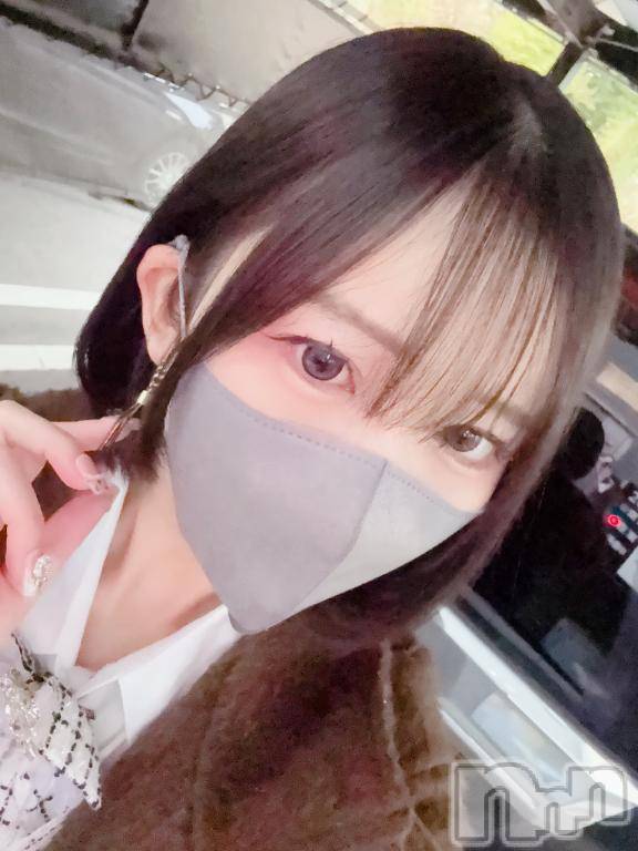 上越デリヘルHONEY(ハニー) かぐら(♪)(23)の2月11日写メブログ「2月14日 出勤します🧡」