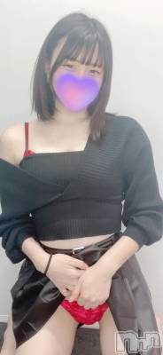 すずな☆18才性欲激強♪AF可能(18) 身長164cm、スリーサイズB87(E).W56.H85。松本発デリヘル Revolution(レボリューション)在籍。
