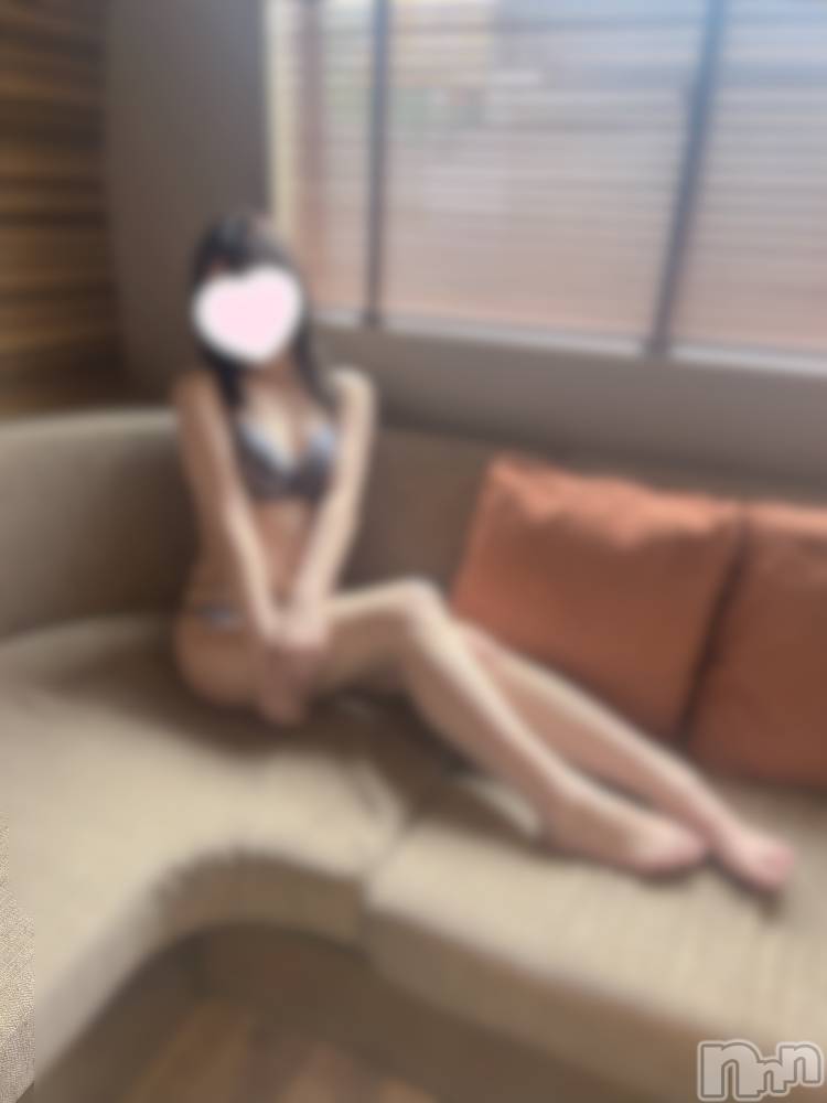 三条デリヘルLady-出稼ぎ0！地域密着デリヘル-(レディー) 【手コキ】えな☆色気美人(24)の6月15日写メブログ「残り1枠🈳いてます」