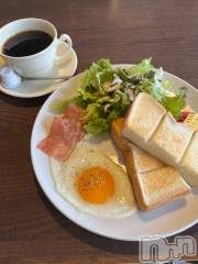 新潟デリヘル五十路マダム新潟店(カサブランカグループ)(イソジマダムニイガタテン) 白川ゆりこ(51)の4月2日写メブログ「雨！」