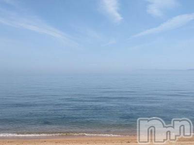 長岡デリヘル 純・無垢(ジュンムク) ももか(21)の7月3日写メブログ「19時から出勤しました♡」