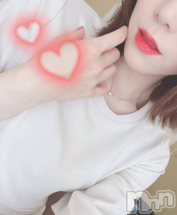 新潟デリヘル人妻不倫処　桃屋　新潟店(ヒトヅマフリンドコロモモヤ) さくら・新人奥様(28)の10月18日写メブログ「出勤🐰❤️予告も！」