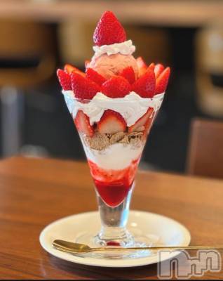長岡デリヘル 奥様特急 長岡店(オクサマトッキュウナガオカテン) かえで(23)の6月17日写メブログ「🍓いちごの誘惑🍓」