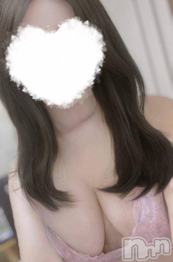 新潟手コキsleepy girl(スリーピーガール) 体験ろこちゃん(20)の6月12日写メブログ「心臓溶けちゃう🫠」