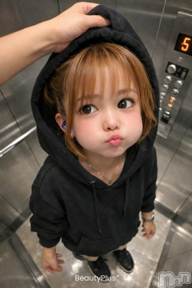 ���ᥭ��Х��顦�����CLUB ASLI(����֥�����) �Ҥ����2��4���̥�֥�����ή�Ԥ�Τ�ġ���äƤߤ�🖤��