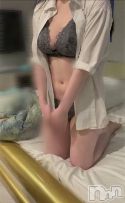 新潟手コキ Cherish Amulet(チェリッシュ アミュレット) れん★(23)の7月9日写メブログ「見つめながらだと照れちゃうね」