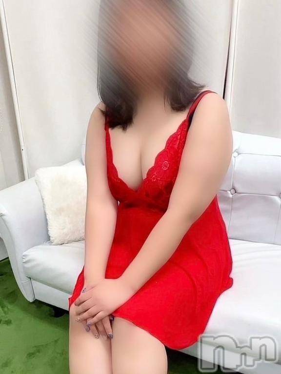 松本発ぽっちゃり癒し姫 松本店(イヤシヒメマツモトテン)【B】南しいな(21)の2025年7月21日写メブログ「只今待機中です🌷」