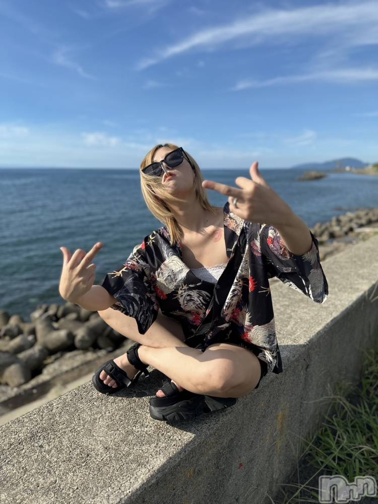 ��Į���ʥå��������륺�С�GIRLS BAR ROBIN(�����륺�С����ӥ�) ���� ��-MIYAVI-��3��20���̥�֥����֥쥢���դ���💋��