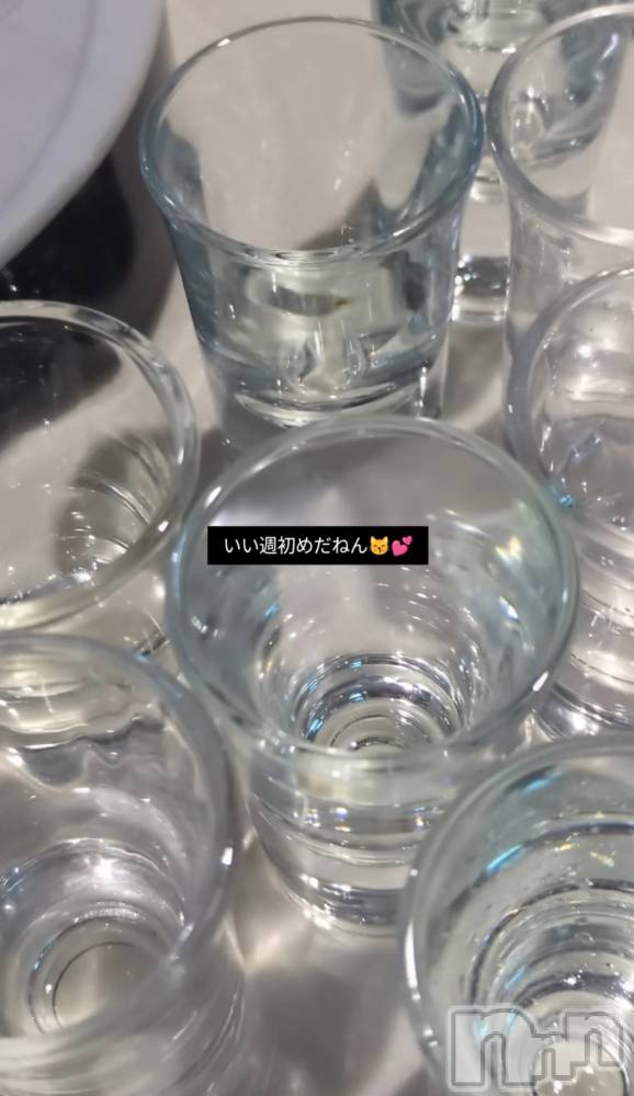 ��Į���ʥå��������륺�С�GIRLS BAR ROBIN(�����륺�С����ӥ�) ������8��11���̥�֥����ֳڤ������ߤλϤޤ�🍻💕��