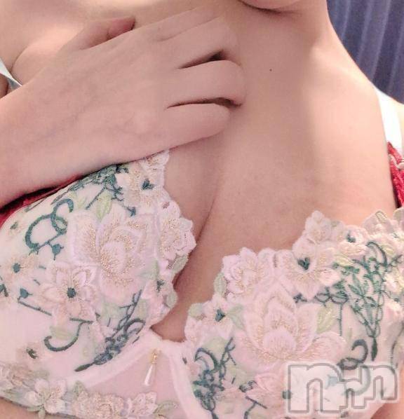 新潟人妻デリヘル新潟人妻デリバリーヘルス 下心 ～したごころ～(シタゴコロ)しずく奥様(27)の2025年8月31日写メブログ「オナ〇ーしすぎには注意します///」
