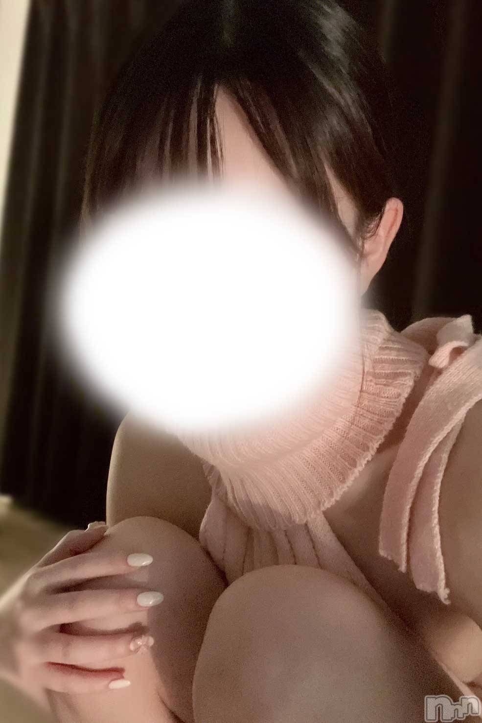 新人ありさ