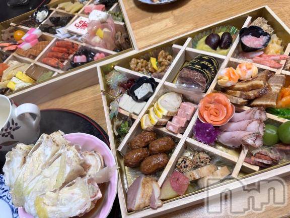 上越デリヘルBLUE BIRD上越店(ブルーバード上越店) シャネル(25)の1月1日写メブログ「おせち～🐹✨」