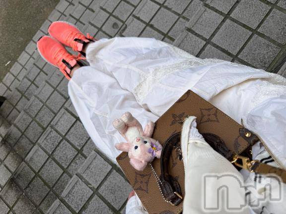 上越デリヘルBLUE BIRD上越店(ブルーバード上越店) シャネル(25)の4月9日写メブログ「金沢散策🤍」