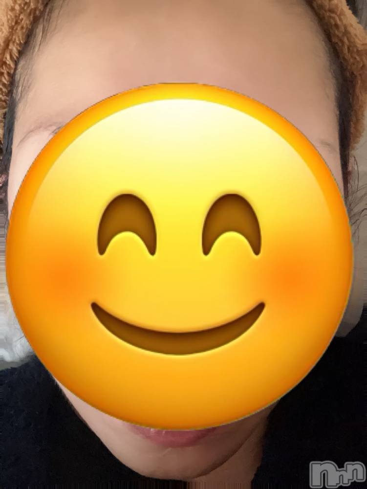 三条デリヘル人妻じゅんちゃん-出稼ぎ0！地元の奥様専門-(ヒトヅマジュンチャン) 櫻井ももこ☆色気溢れる誘惑美女(42)の1月4日写メブログ「お布団の中から」