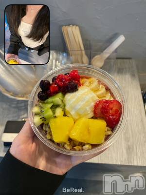 新潟駅前スナック・ガールズバーカラオケハイボールbar美人姉妹(カラオケハイボールバービジンシマイ) めいの10月23日写メブログ「アサイーを食べました!」