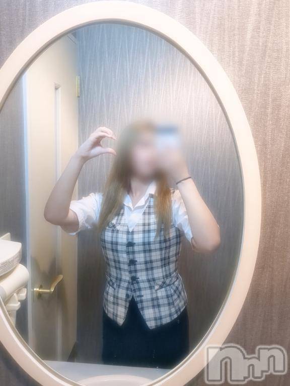 新潟手コキsleepy girl(スリーピーガール) 体験ももかちゃん(18)の9月9日写メブログ「満員感謝🥹」